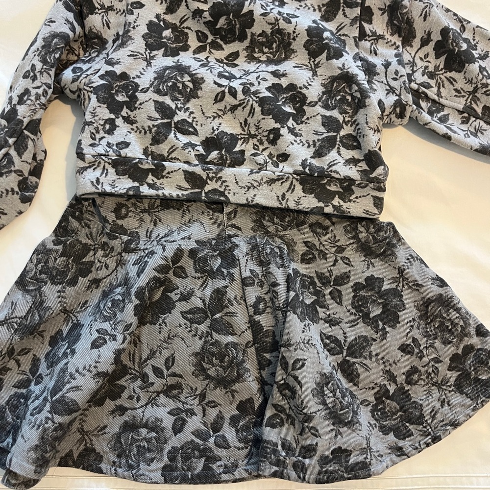 Chic Floral Kids Matching Set - Black and Gray